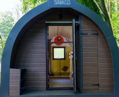 Hedgehog pod exterior